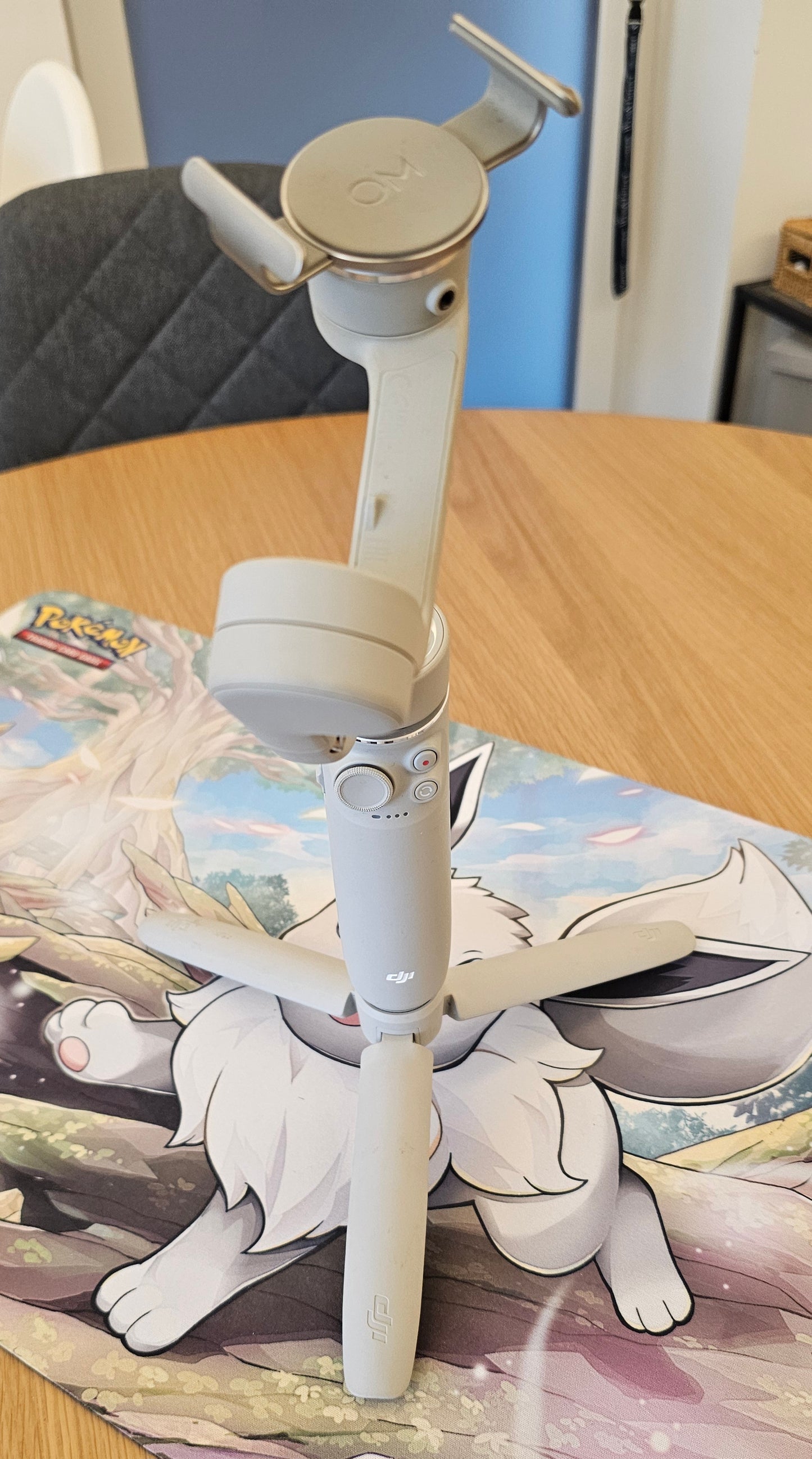 📸 DJI OM4 SE – Stabilizzatore Gimbal per Smartphone